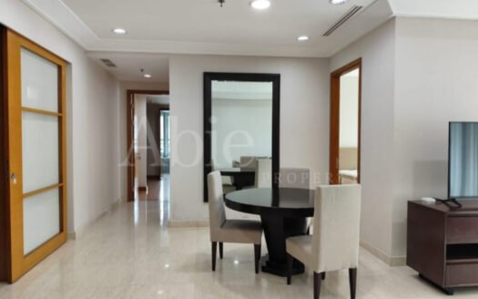 Unit 2 kamar tidur di The Pakubuwono Residence seluas 178m², tersedia untuk disewa, interior modern dan luas.