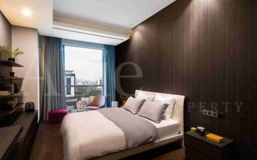 Kamar tidur tipe 3 bedroom di apartemen the pakubuwono menteng