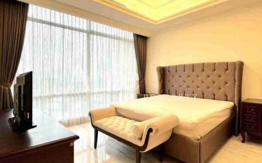 Kamar Tidur yang Elegan di Apartemen Botanica