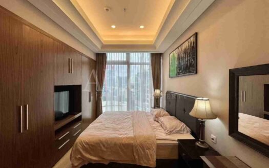 Kamar tidur kedua yang terang dan luas dengan pencahayaan alami di South Hills